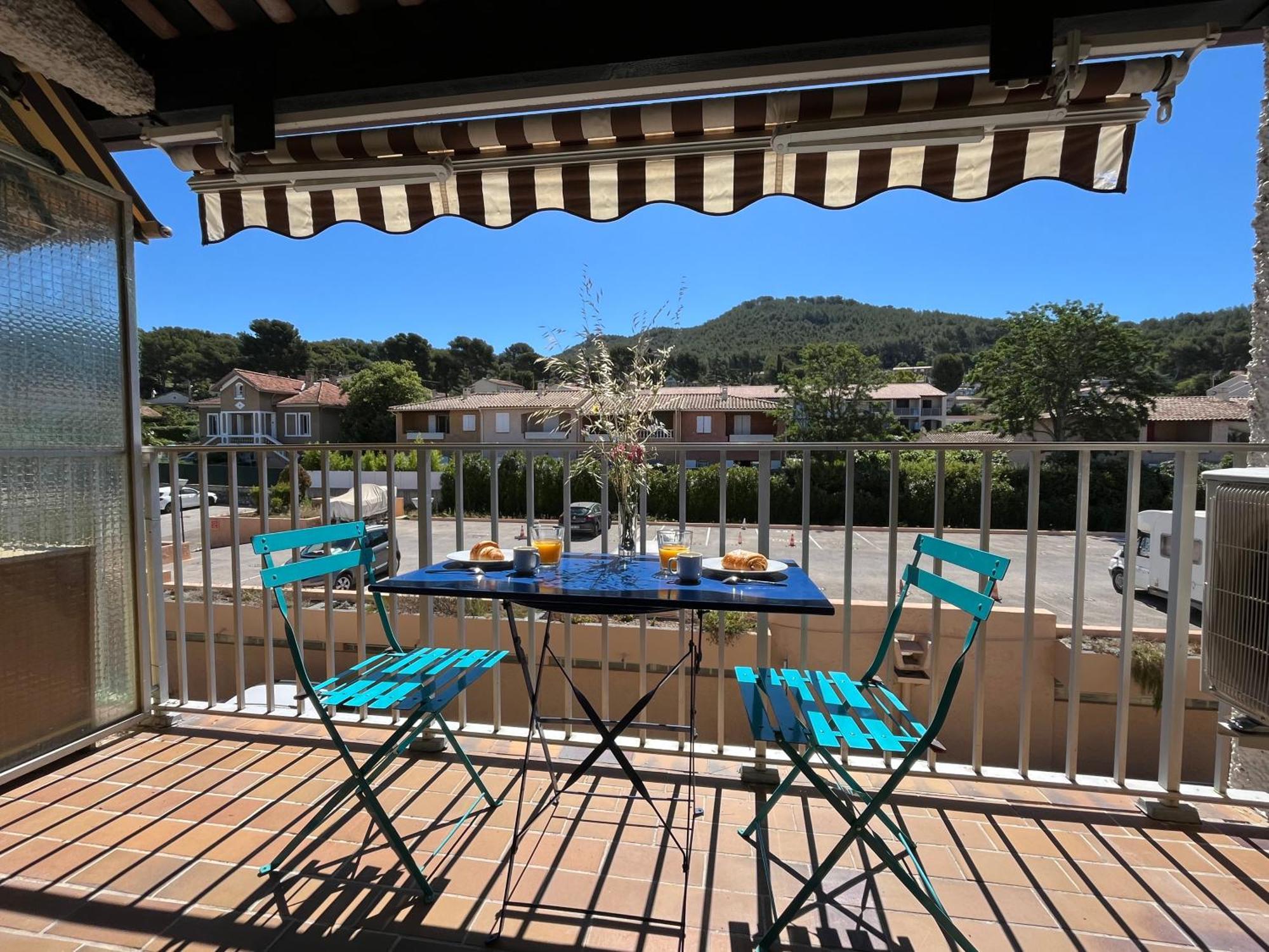 Studio Cosy En Bord De Mer Saint-Cyr-sur-Mer Exterior foto